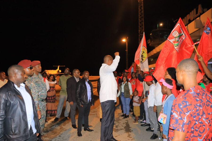 PRESIDENTE DA FRELIMO: Paz é base do desenvolvimento