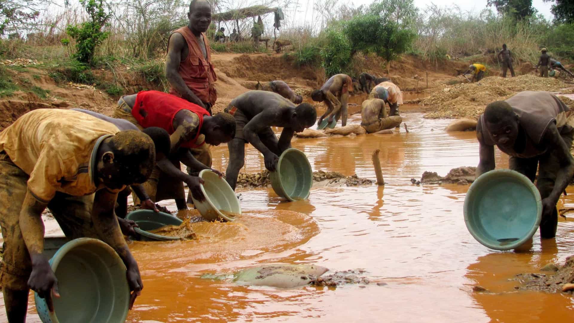 Plataforma Decide Denuncia Violações de Direitos Humanos em