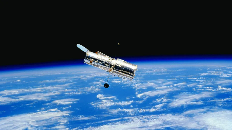 Poluição luminosa de megaconstelações de satélites vai...