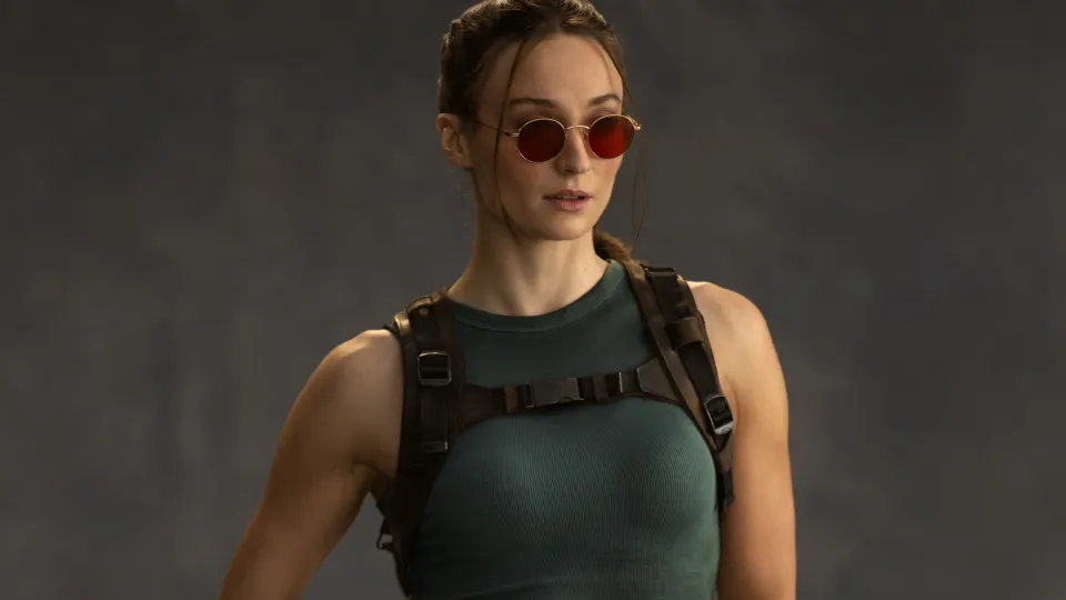 Prime Video. Eis a primeira imagem de Lara Croft na série...