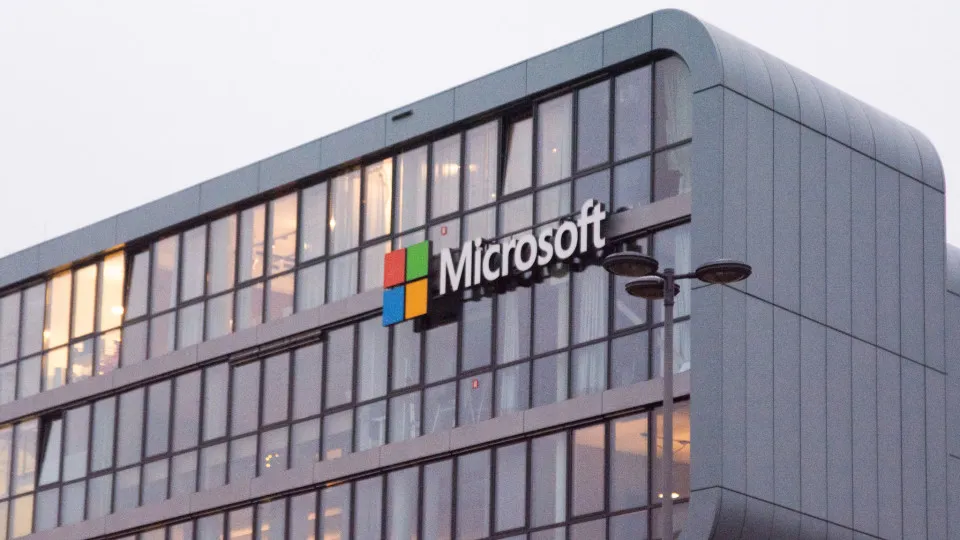 Rumor. Microsoft está a preparar para despedir até 22 mil...