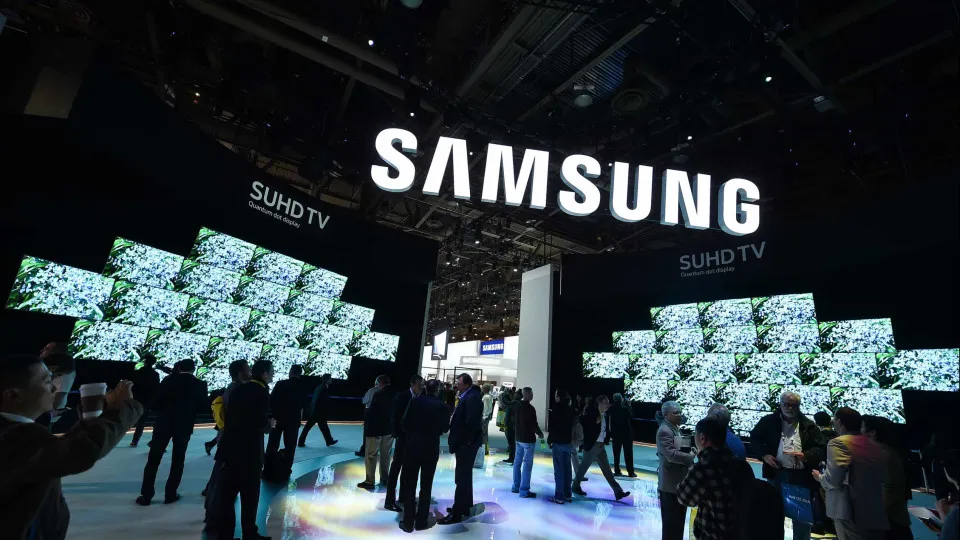 Samsung prevê lucro recorde de 11,8 mil milhões de euros
