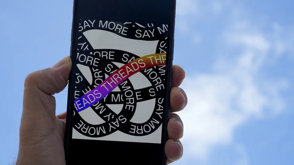 Threads, a rival do X, começará a exibir publicidade em todo...