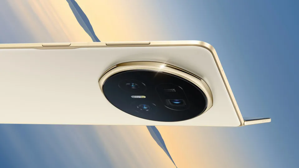 Um dos melhores dobráveis de 2026 terá sucessor no próximo...