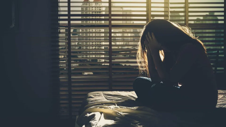 Uso diário de IA associado a sinais de depressão, diz estudo