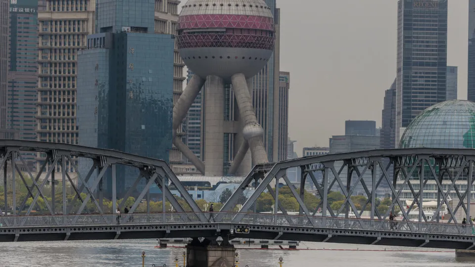 Xangai anuncia investimento de 8,5 mil milhões em alta...