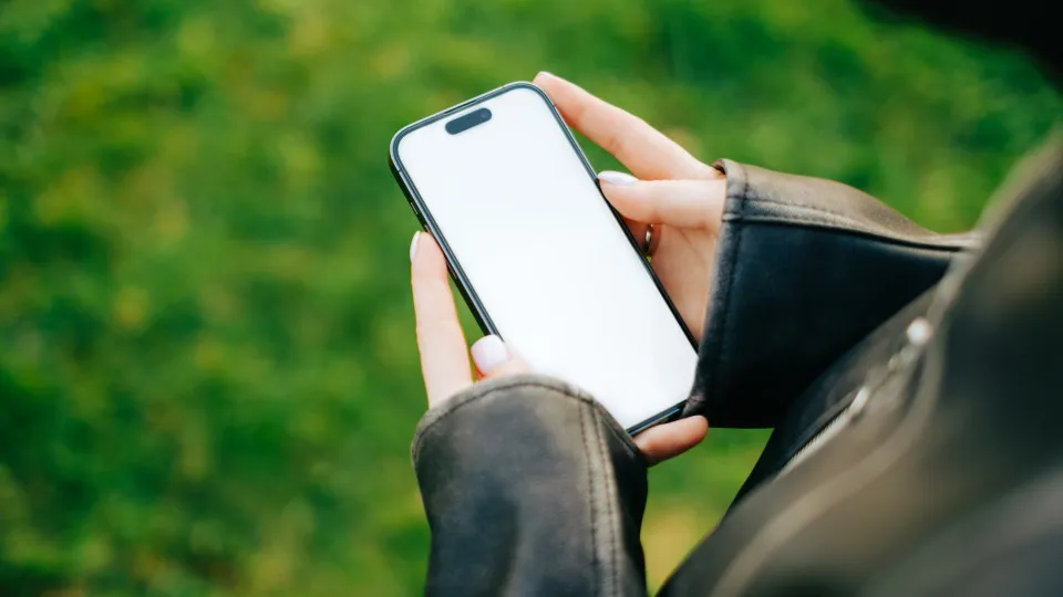 iPhone bloqueado com ecrã a branco? Eis o que pode fazer