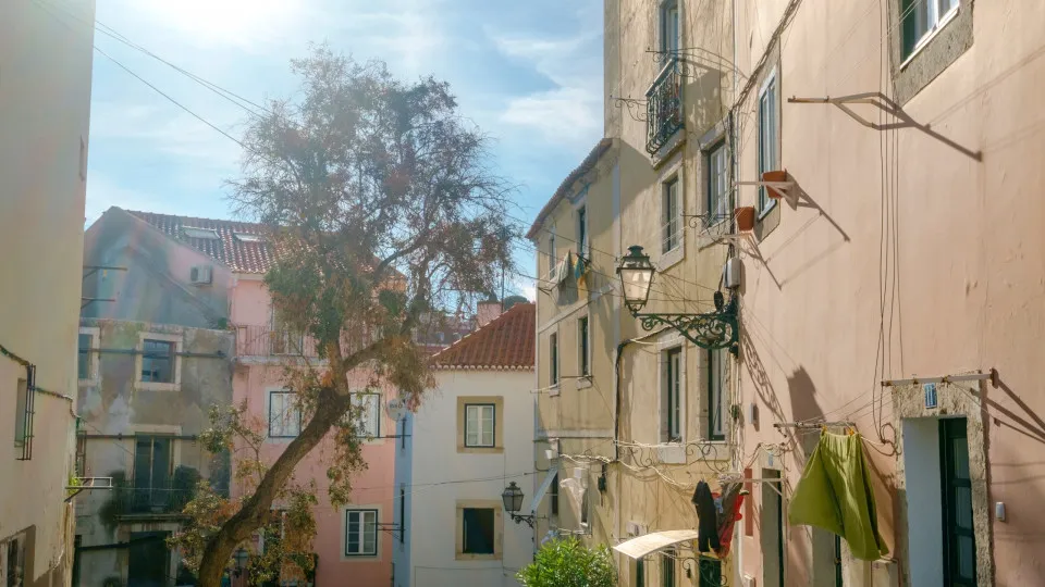 Custos de construção de habitação nova aceleram subida para