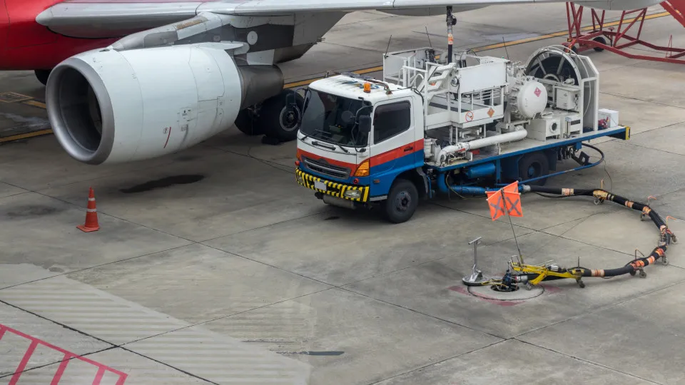 Voos para Cuba ficam em terra por falta de combustível: O