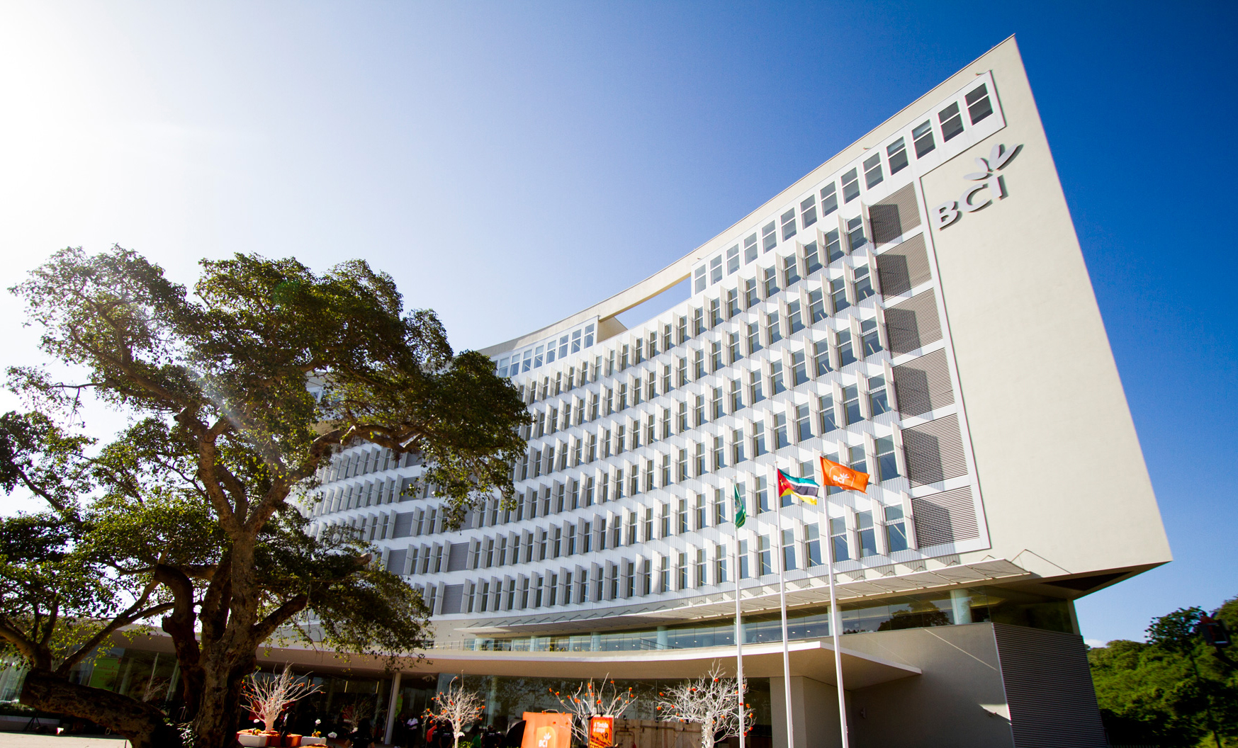 BPI Admite Vender Participação no BCI Após Perdas de 20