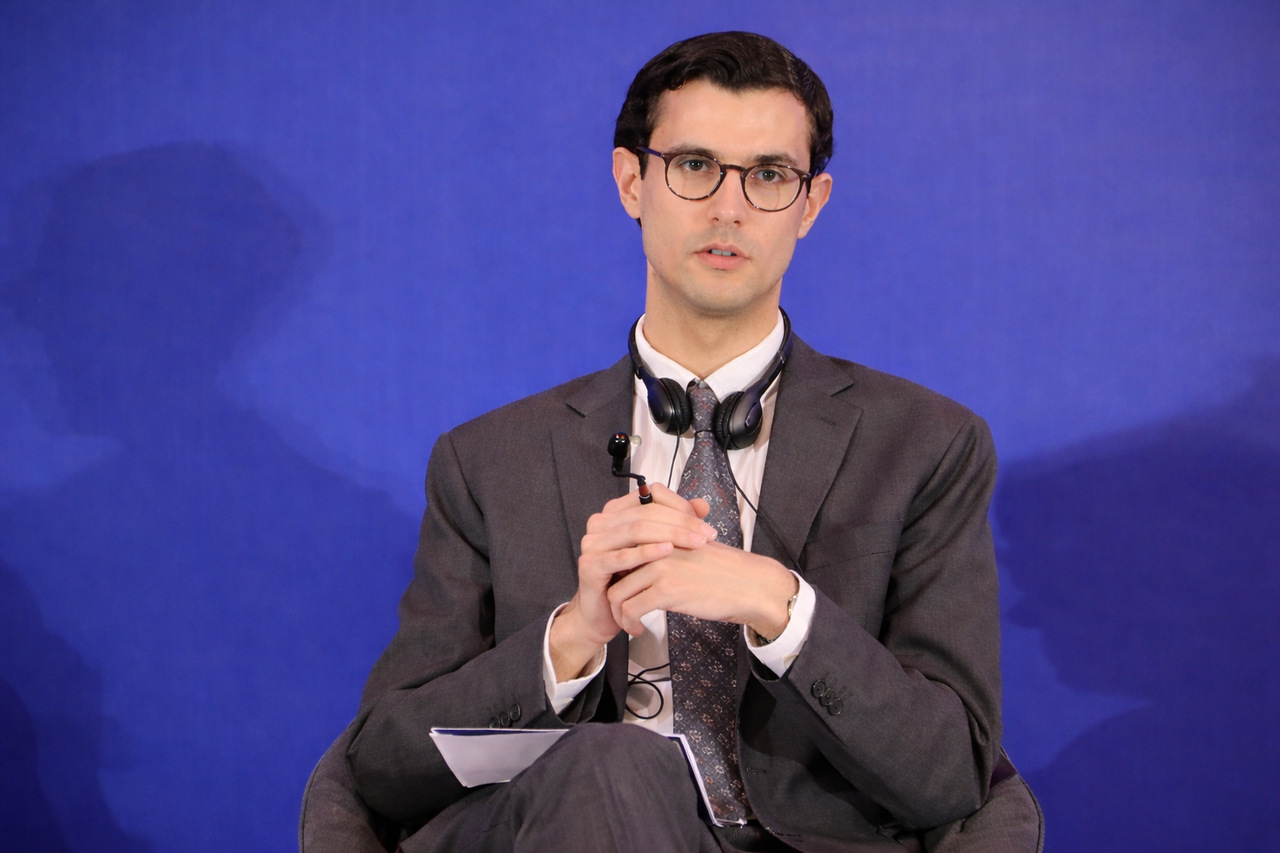 Economista Sueco Sublinha Importância de um Contrato Social