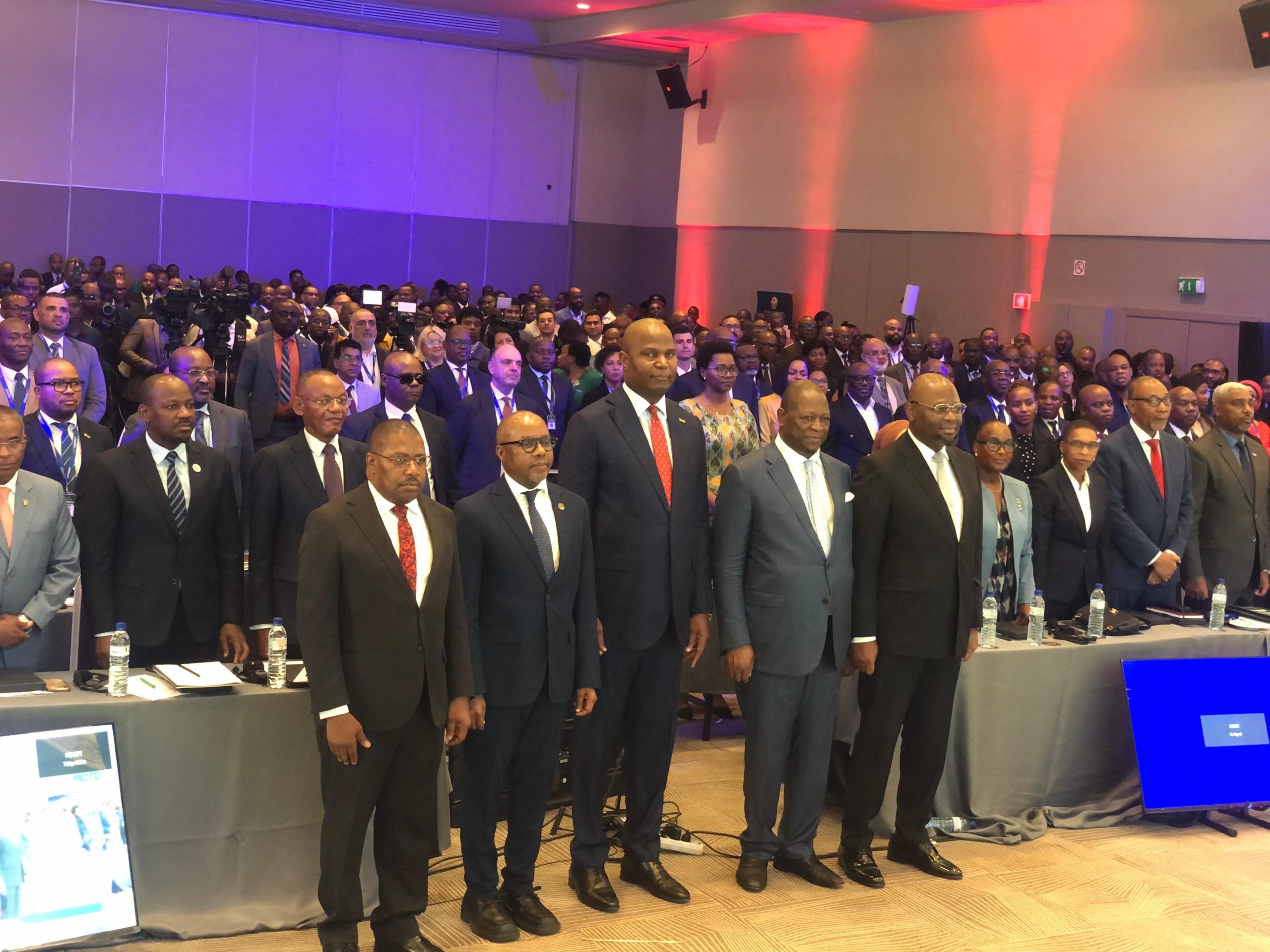 Governo Lança Plataforma de Vistos Electrónicos Durante a...