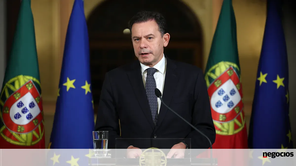 Montenegro espera “ultrapassar reservas” de Seguro no pacote