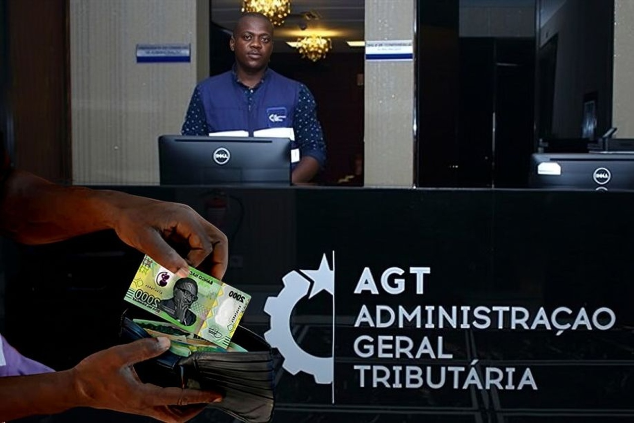 Nova Reforma Fiscal da AGT Exige Que Contribuintes...