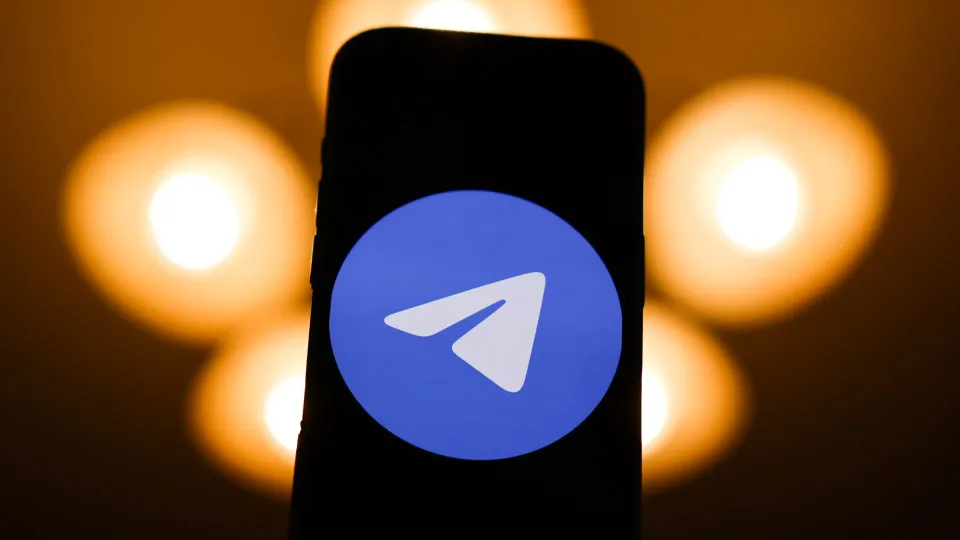 Sob pressão da Rússia, Telegram bloqueou mais de 250 mil...