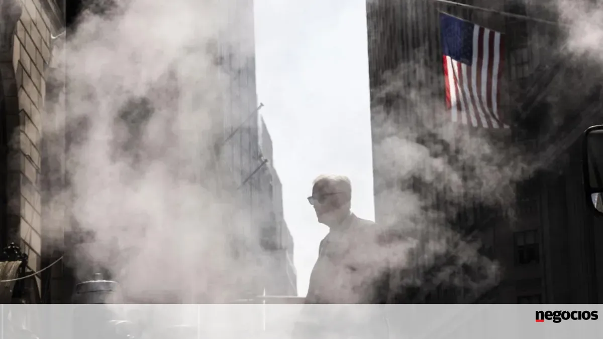 Wall Street encerra no verde. Tecnológicas deixam S&P 500